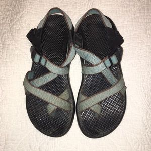 chacos